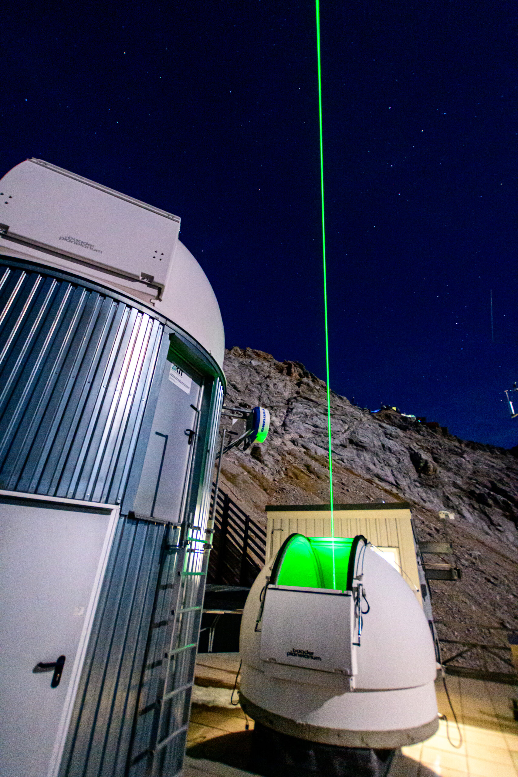 Le Laser qui voit l'invisible : comment une simple lumière mesure le monde ?