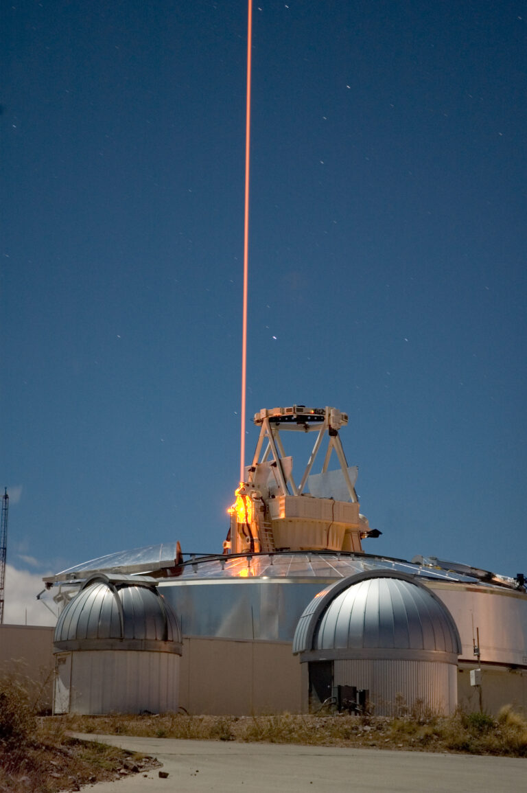 Le Laser qui voit l&rsquo;invisible : comment une simple lumière mesure le monde ?