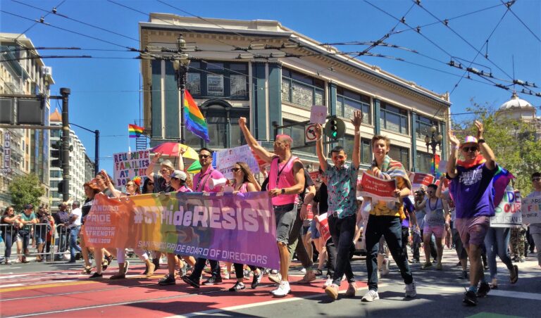 Pride : Est-ce que ce que l&rsquo;on célèbre est vraiment le même partout ?