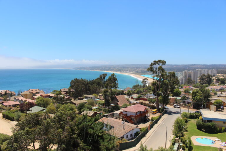 Un immense bassin et des manchots : le mystère d&rsquo;Algarrobo !